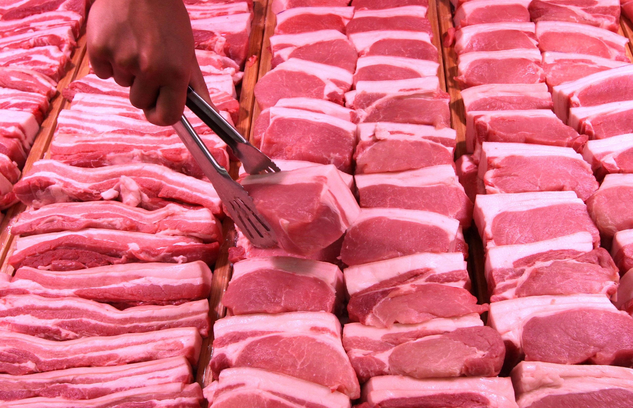 China prevê alta de 30% na oferta de carne suína no Ano Novo Lunar