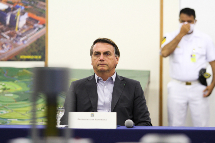 Em discurso, Bolsonaro fala em conscientização da população para defesa dos interesses nacionais