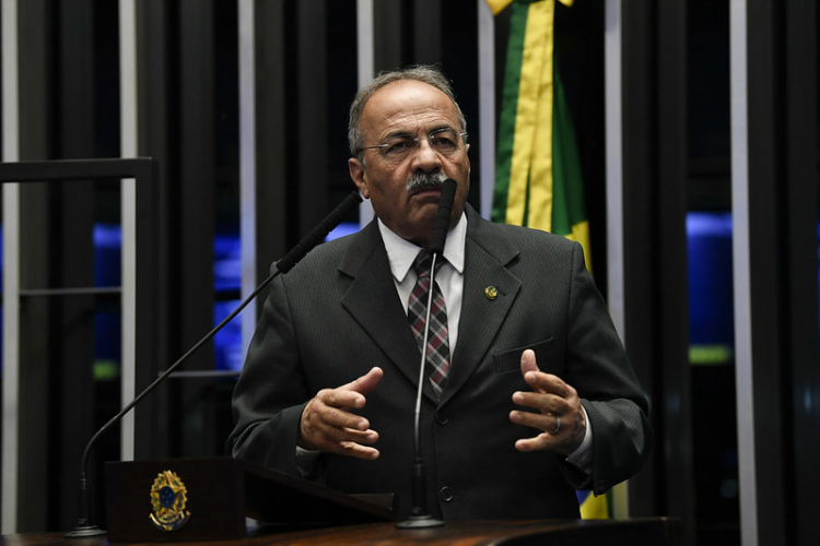 Senador Chico Rodrigues pede afastamento por 121 dias