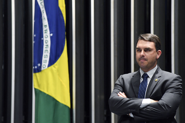 ‘Rachadinhas’: MP do Rio defende perda de mandato de Flávio Bolsonaro em caso de condenação