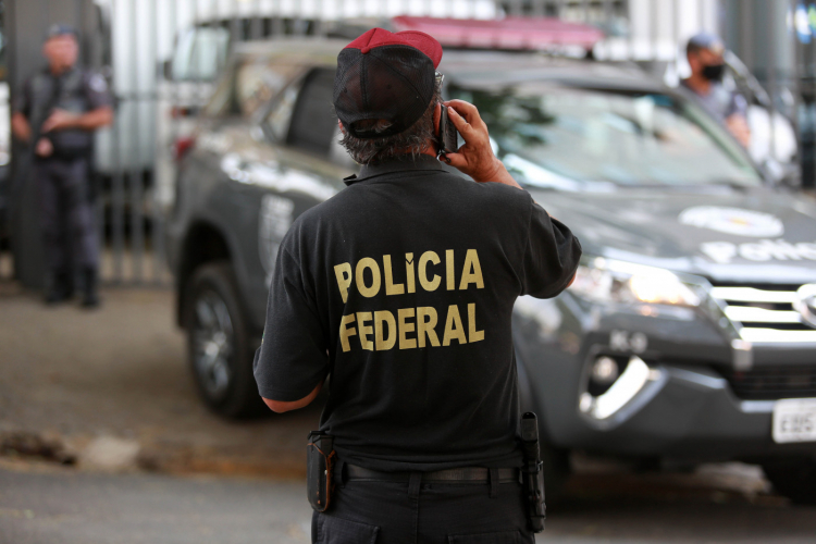PF faz operações contra crimes eleitorais em dois estados brasileiros