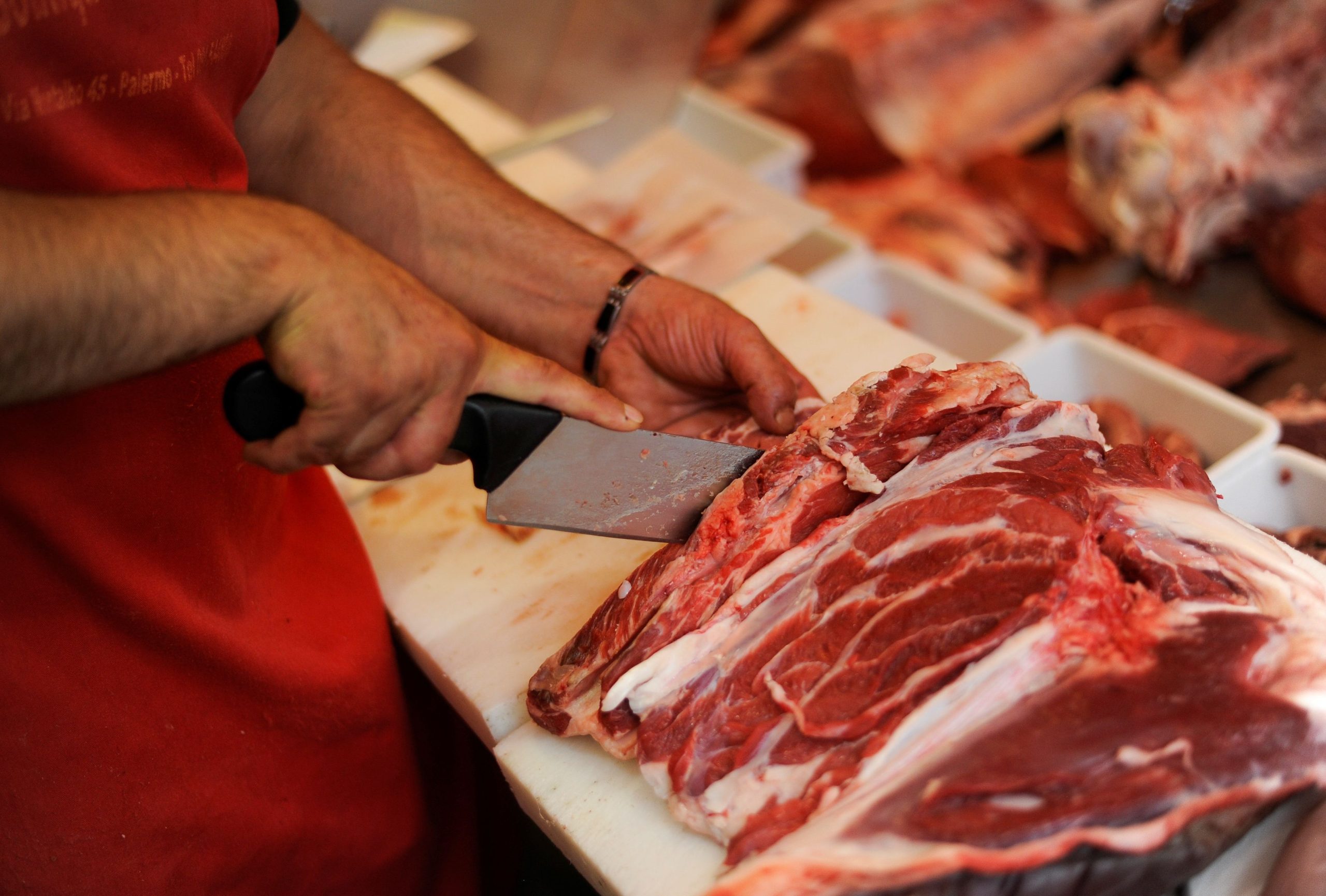China libera importação de carnes brasileras produzidas antes do mal da vaca louca